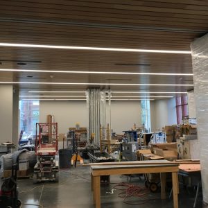 Ceiling installation in the flexible classroom